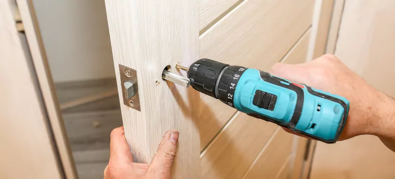 Old Door Knob Repair in Pinellas Park, FL